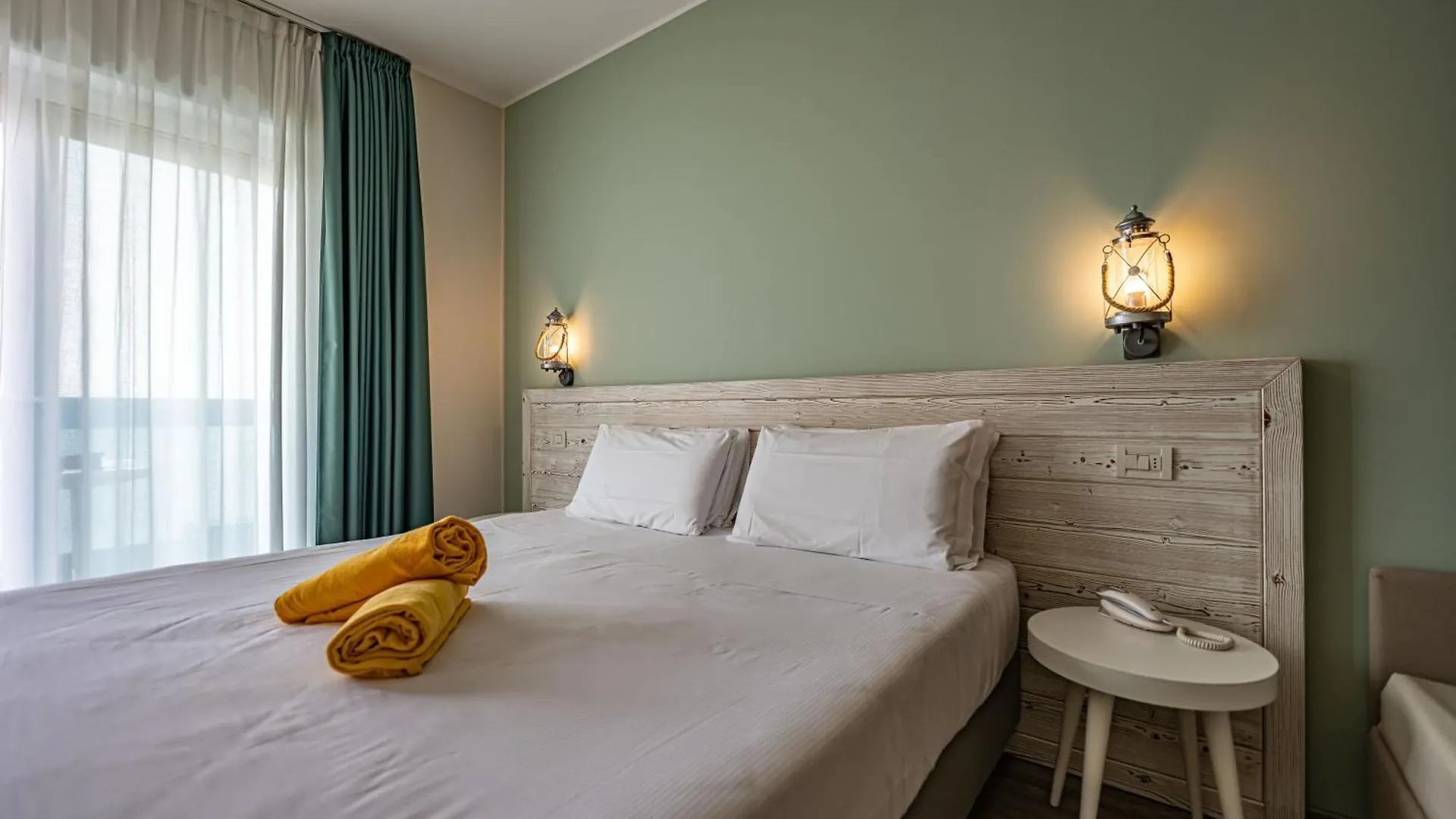 Hotel San Michele Bibione 4*,  Italia